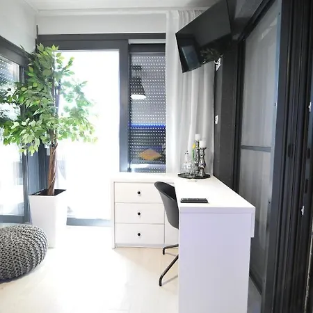 El Cava מלון זאדאר